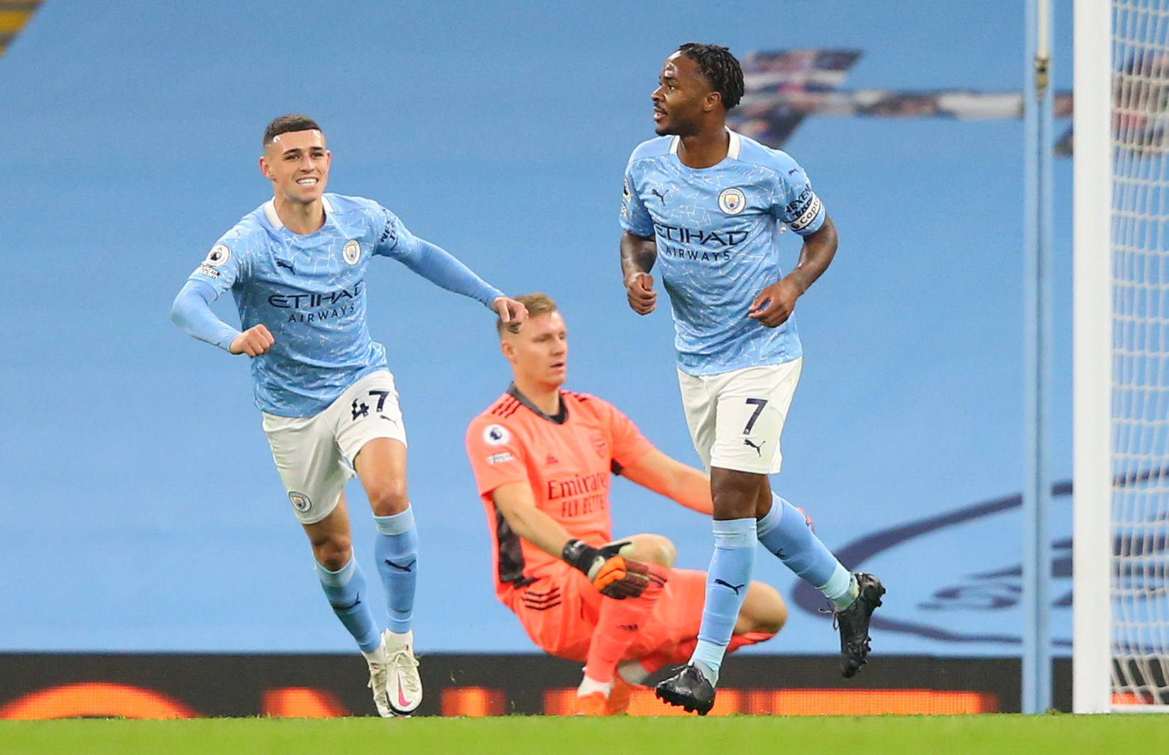 也展示了球 也展示了球