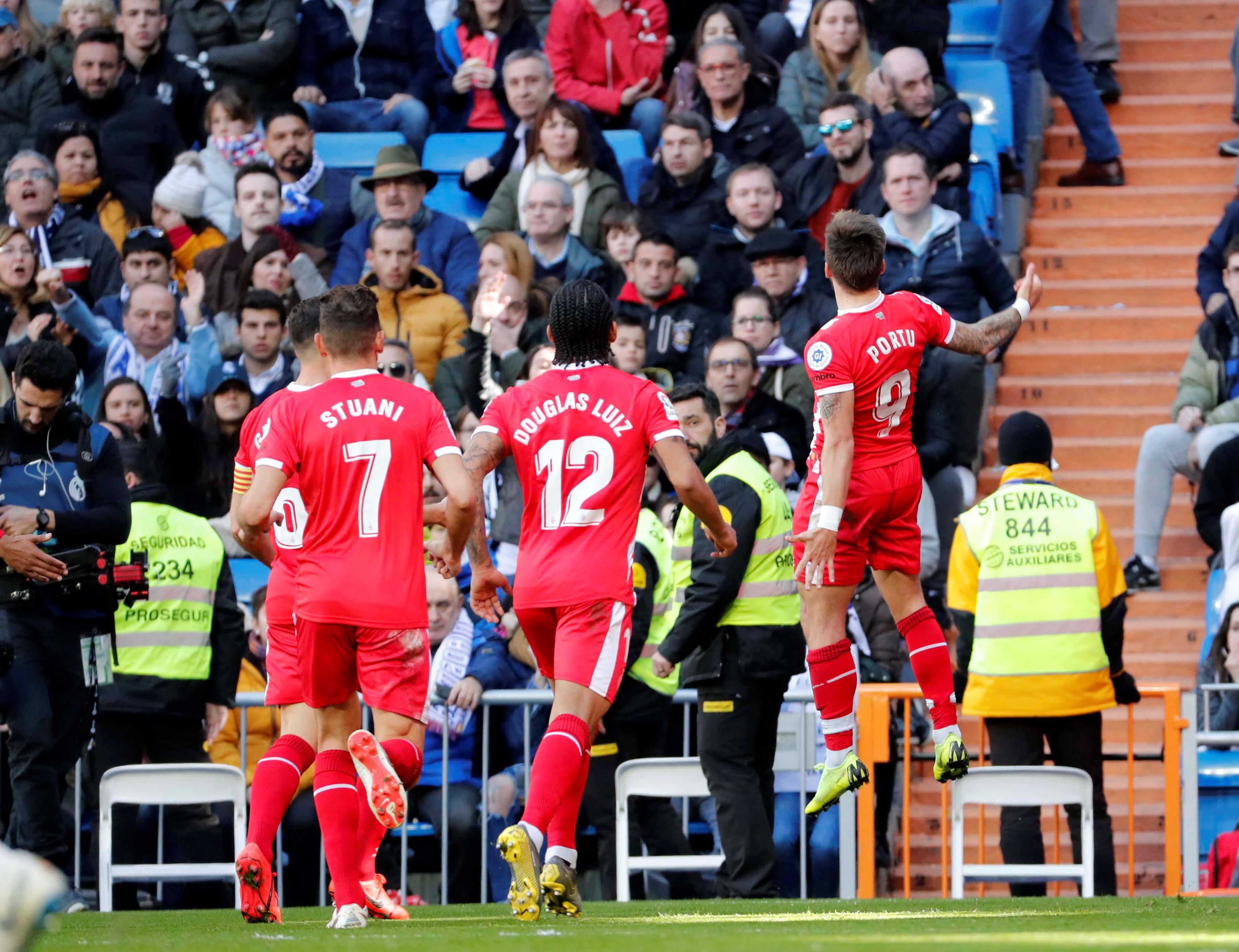 伊萨克丰富 伊萨克丰富